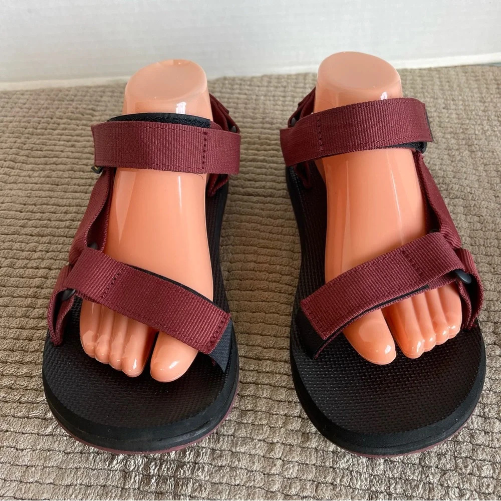 TEVA Original Universal Sandal-Fired Brick Size 8 - Picture 3 of 13